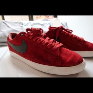 Grant Taylor Nike SB Blazer Sz11